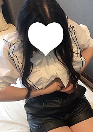 ゆに18歳・顔射・生ニコニコ黒髪ぽっちゃりちゃんが全て言いなりマスクを外してアナルの中までディープに舐めさせる（072）