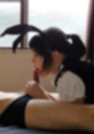 [清楚]メイドコスの剛毛ガル◯店員に中出しSEX