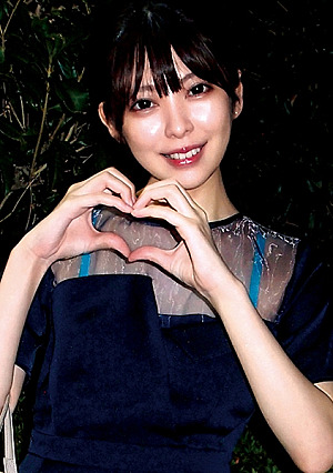 [Reducing Mosaic] 初めてのWフェラに大興奮清楚系女子大生 感度抜群なちっぱいが可愛い