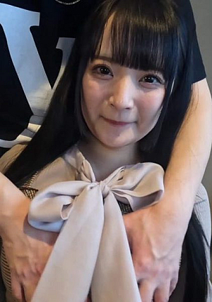 [無修正]おじさんに何度も絶頂させられて本気汁もでちゃう美巨乳くるみちゃんにガチ生中出し♡