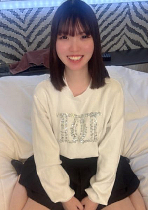 [初撮り/２発射]このこヤバイめちゃくちゃ可愛いのに性欲モンスター の色白美裸体の美女とのＳＥＸバトルが開幕カメラマンも我慢できずに即勃起参戦するも秒速で大量射精させに尽くしてくれる