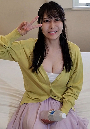 [大量顔射]通勤服の谷間がエロい清楚OLがダブルピースしながらフェラチオ奉仕♥　安産祈願セックスで中出し昇天　ラストは大量顔射で清楚な顔がザーメン便所♥　※レビュー特典：地獄絵図5本詰め合わせ