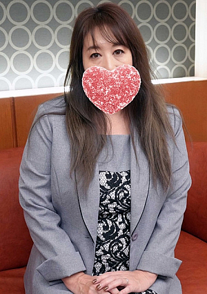 （高画質特典・本編顔出し・無修正）五十路熟女妻面接ハメ撮り
