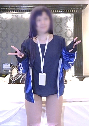 にっこりダブルピースムチムチＨちゃんがブルアカで体操服ユウカやっちゃいました-びちゃびちゃ濡れシミオナニー編-