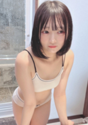 [実録映像２]芸能界の深い闇清純派地下アイドルのデビュー喜ばれる為の特別ＬＥＳ*** ～こうして彼女たちは抱かれていく～