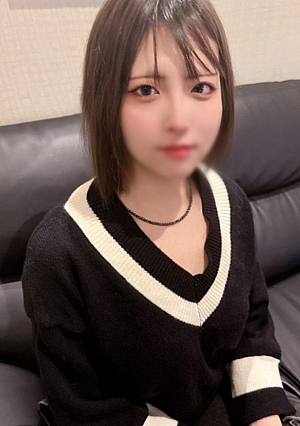 [バレたら即クビ]ガールズバー1年目のEカップあどけない新人ちゃん(20)をお持ち帰り♥あどけない顔して子宮ガン突きされてトロけ顔晒しながら連続中出ししちゃいました♡