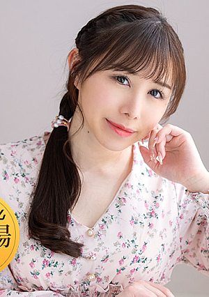 Debut Vol.103 ~エロポテンシャルを秘めたミステリアス美女~