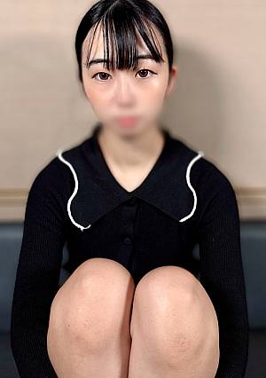 剛毛ジャングル[無][中出し]地味で幸薄顔な美女は剛毛だった言いなり気質の弱気な彼女は好きなように扱われ、汗だくになりながら最後はたっぷり中出し※特典あり