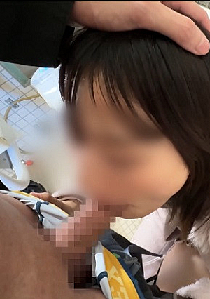 芋感が抜けきれない田舎の方言女｜公衆トイレでちんぽしゃぶって可愛いくおねだりしてくるのでそのまま獣みたいなホンモノのおほ声あげながら白目剥くまで生でセックスしてきました