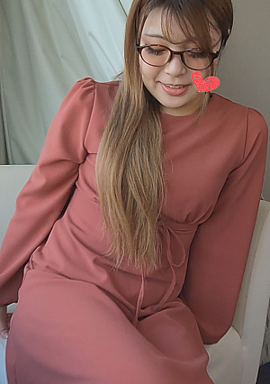 【無修正】正真正銘のお友達② エロい女子友を呼んでもらって彼女に撮影してもらいました...恥ずかしさと気持ちよさはどっちが勝る 明美(23歳)＆しのぶ(24歳)