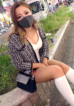 マジ軟派、初撮 1742 ゴテゴテのネイルに焼けた肌のTHE・黒ギャルお酒のノリでボディタッチしても嫌がらないので…従順なフェラに可愛らしい喘ぎ声…このギャップこそギャルSEXの醍醐味