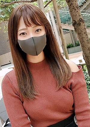 個数限定【無修正】まだ開発されていない少女の様な可愛らしい現役専門学生顔に似合わずビッシリ性器を覆い隠す剛毛が・・・ようやく20歳になりました記念に調教中出し