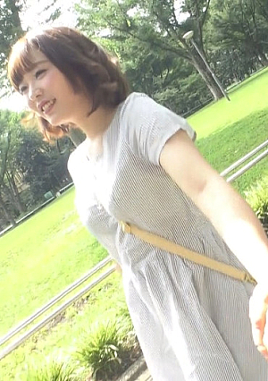 【搾精大好き痴女】【スタイル抜群美少女】【妊娠不可避の連続生中出しセックス】【淫乱彼女とラブラブハメ撮り】【公園デート→(からの)ラブホで求愛えっち】『ゆいちゃん』