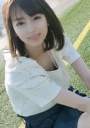 顔出し個数限定【無修正】街で偶然出会った美少女と念願の再会透き通る様な肌に包まれた美体に中出し（後編）これが彼女の最後の作品・・・