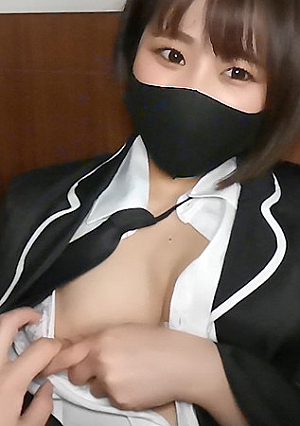 初撮り【無修正・個撮】超真面目なJDが初パパ活で制服プレイ中出し※身バレ即削除あり