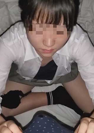 【個撮】県立普通科③クールな巨尻少女経験１人の素朴なおまんこ、遂に挿入