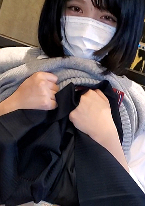 初撮影個数限定【無修正】天真爛漫で従順な美少女を密室に連れ込み淫行中出し普段は真面目なふりして・・・（特典 初めての顔出しフェラ口内射精）