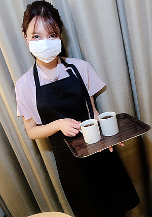 Supporting 3P cum shot with that child and two men with black hair in a cafe part-time job