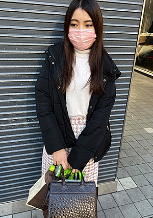 【個人撮影】幼さが残る20代JDとパパ活_レンタルルームでゴム無し交渉から中出し映像を完全収録