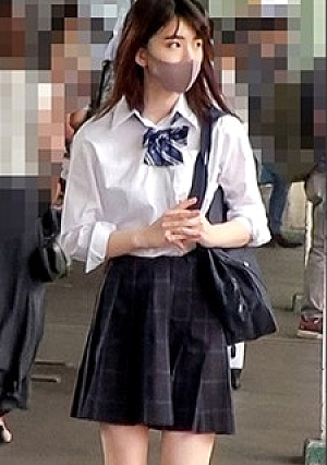 《かわいい》【電車痴】【自宅盗撮】【睡眠姦】お気に入り娘 水色P