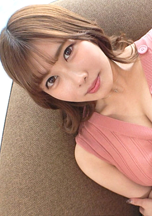 【暴れるGカップ】初体験は二十歳と遅め、「クリリス」と口にすることすら恥ずかしがる30歳にしてまだウブさを残すスーパーの惣菜コーナーのお姉さん経験は少ないけど、持ち前のぷるぷるGカップおっぱいと真面目さを活かしてのご奉仕で頑張ってあなたのおかずになります…… 応募素人、初AV撮影 307