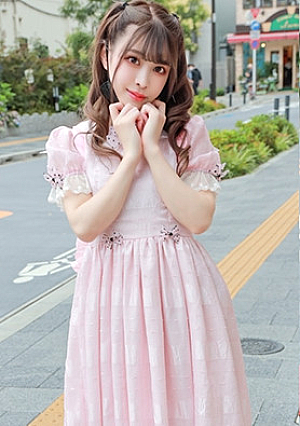 【地雷女子・量産型】キュートさMAX(20歳) コンカフェ店員・地雷系女子大生(20歳)鬼カワ推しのメンズとプラベらぶらぶハメ撮り中出し 個人撮影【身バレ厳禁取り扱い注意】