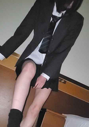 県立普通科②美脚のバンド少女・スタジオ代を身体で稼ぐ