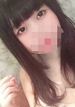 【顔出し・NTR】隠れ美乳アニメ好き専門学生、ド緊張初めての浮気エッチ中に彼氏へ生電話の無茶ぶり指令ウブな純真まんこに容赦無く汚れた精子を無許可で中出し【個撮・無修正】特典付き