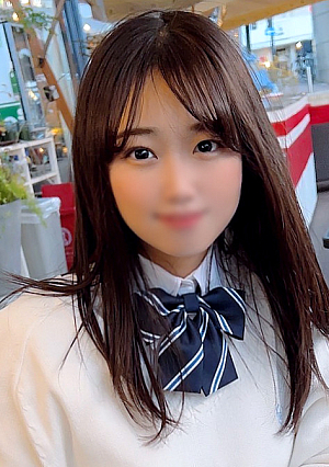 【初撮影・無修正】個数限定性経験の乏しい高◯◯年生の女子生徒に近づき猥褻淫行・・・注意力散漫でまだ未熟な可愛い女子◯生の身体に生中出し（特典自慰映像）