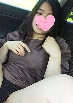 【無・素人個撮】初カーセックス作品性癖は束縛と**めの低身長ノリノリ大学生娘と山の中で中出しセックス絶頂に近づくと震え上がる身体と悲鳴的喘ぎ声でまるでレプしてるみたい拒絶中出しだがそれも性癖