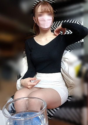Appearance S-class beauty OL Dochi Po breeding Squirting squirting messed up Continue to poke even if you peel off the white eyes Bonus remote date Saddle tide up
