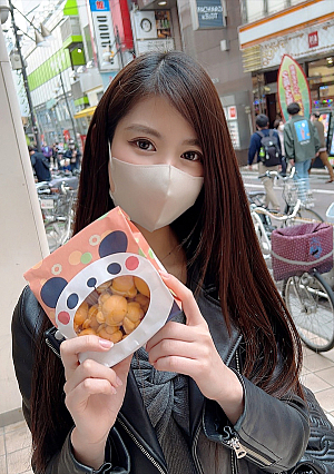 【初撮影・無修正】個数限定ワク◯ン接種時に出会った看護師さんとちょっと早いお花見デート・・・Ecup隠れ巨乳の白衣の天使の淫らな身体に2回中出し（3回射精）