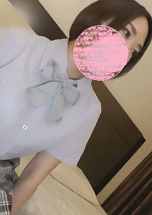 【10000→期間限定2000】【初撮影・無修正】20歳の美女はツッターの裏垢女子・・・謝礼を大奮発して人生初ハメ撮り人生初のナカダシさらに小悪魔ローション手コキで射精