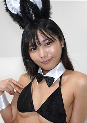 れい(22)：大量ハメ潮x7回純朴美女と自宅でハメ撮り