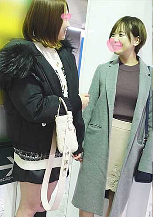 【ダブルチカン】乃木＆欅!?46人気卒メン激似美女2人組を奇跡コラボ捕獲＊ダブルM字ディルド挿入から口内発射＆ナマ中出し【高画質】
