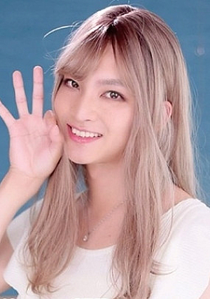 男を知り尽くした女装子が縦横無尽にチンポを貪る3Pアナルセックス