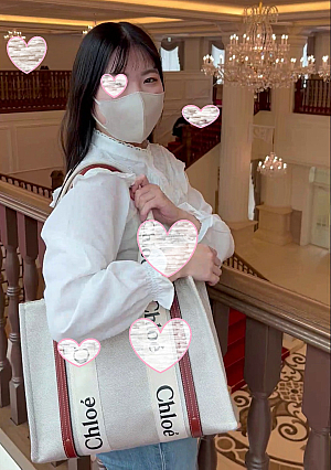 Maha-chan 19 years old is in uniform costume and has a vaginal cum shot