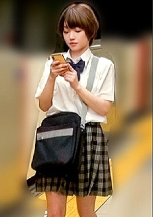 《美少女》【電車痴】【自宅盗撮】【睡眠姦】ショートカットJ ツルツルサテンP