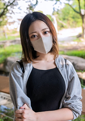 初撮影個数限定【無修正】シネマ画風生まれながらに淫乱体質なEcup巨乳専門学生関西訛りのサバサバ系女子がいざ始まるとドMに豹変し2回生中出し