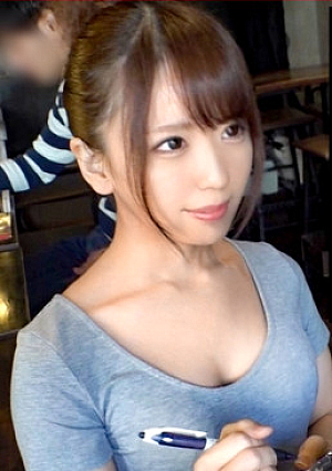 隙だらけのほんわか癒し系女子が媚でドエロ覚醒イラマ&スパンキングを懇願しちゃうドMな本性が露わに華奢な体が吹っ飛ぶ程の鬼突き激ハメ激動の3PSEX【職場のあの子とビヤクで××しませんか04～バル店員の激イキ鬼潮乱射3Pの巻き～】