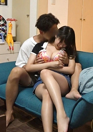百戦錬磨のナンパ師のヤリ部屋で、連れ込みSEX隠し撮り 269 マッチングしたおねーちゃんが爆乳すぎて即持ち帰り向こうもやる気満々恥ずかしがりつつも胸を露わにして…揺れまくりのおっぱい&敏感マコで連続中イキする様子を隠しカメラでREC