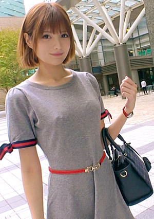 【可愛過ぎる】22歳【お笑い芸人】みほちゃん参上以前はアイドル、タレント活動をしていた彼女の応募理由は『お金、無いんです…』いまは陽の目を浴びない【オンナ芸人】コンビ名は【おにぎりアポロ】知らない【突っ込み担当】『エッチは大好きでして、はい』聞けば『オナニーを見せ合うのが好きなんです』【性癖全快】イキまくり勝手にチ◯ポ舐め始める【エロ美少女】男のアナルをベロベロ舐めて舌を突っ込みニヤニヤしている【ド変態娘】敏感マ◯コはデカチン突っ込まれ連続イキまくり【絶頂大興奮】貴女いったい何者『ただのお笑い芸人です』嘘つけっ可愛過ぎるよりエロ過ぎる美少女のSEX見る価値アリ