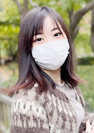 『上京したての田舎娘』『純粋無垢の極み』今年田舎から引っ越してきた18歳まきちゃん　右も左も変わらない無垢な田舎女子にどっぷり中出し大人の体験♡