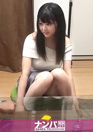 百戦錬磨のナンパ師のヤリ部屋で、連れ込みSEX隠し撮り 173 友達のツテで知り合った清楚系女子をお持ち帰りガードの硬いマジメちゃんかと思いきやふいのキスで態度が一変従順でドスケベな淫乱娘に大変身...