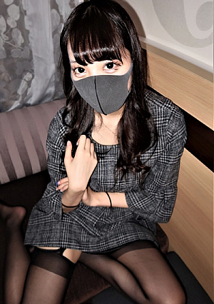[※期間限定で大放出!15000pt⇒1980pt]〈美人なのにグロ膣ドスケベ読モ〉[２連続中出し］「ゴム付けて」と言われながらも勝手に膣奥ザーメン種付