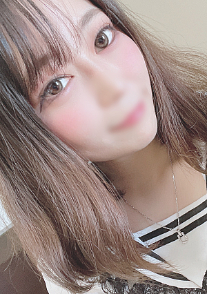 FC2初出演お小遣い欲しさにハメ撮り承諾超絶可愛い小柄な美女に流れで押し切り中出し慣行【素人無修正・特典付き】