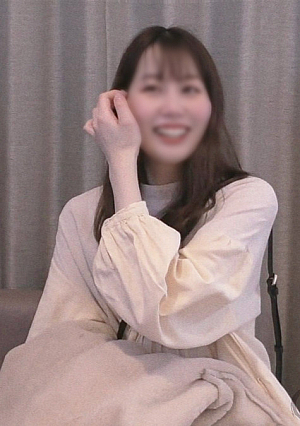 ３日限定980pt【顔出し】超デカクリ子持ちの新ママ夫とセックスを全然していない悩みを抱え、相談に来たついでに生でハメて中出しで解決