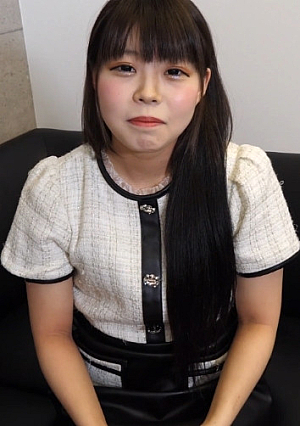 愛嬌抜群ろり顔の新人受付嬢　取引先のお偉いちんぽを6本同時に気持ちよくさせるデキる女　ご褒美にボーナスザーメンごっくん2発中出し4発大喜び※レビュー特典は4K高画質