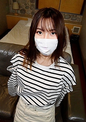 【無修正】149cm細身Dカップ絶品ボディのミニマム短大生に大量膣内射精♡いつの間にかマスク忘れて顔出し