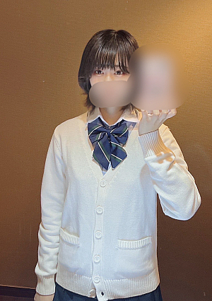 【数量限定販売】特別セール30000→12000【完全顔出し】SS級県立②全日制・2005年生まれDカップ**生純白なスベスベな肌にモデル顔負けのスタイル、、、最高級の美小女をお届けします